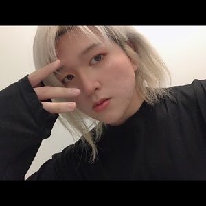 Meet your Posher, Valerie